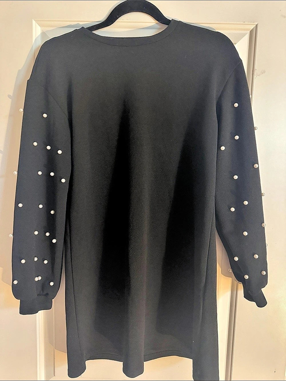 Girl’s Black Textured Long Sleeve Pearl Detail Mini Dress